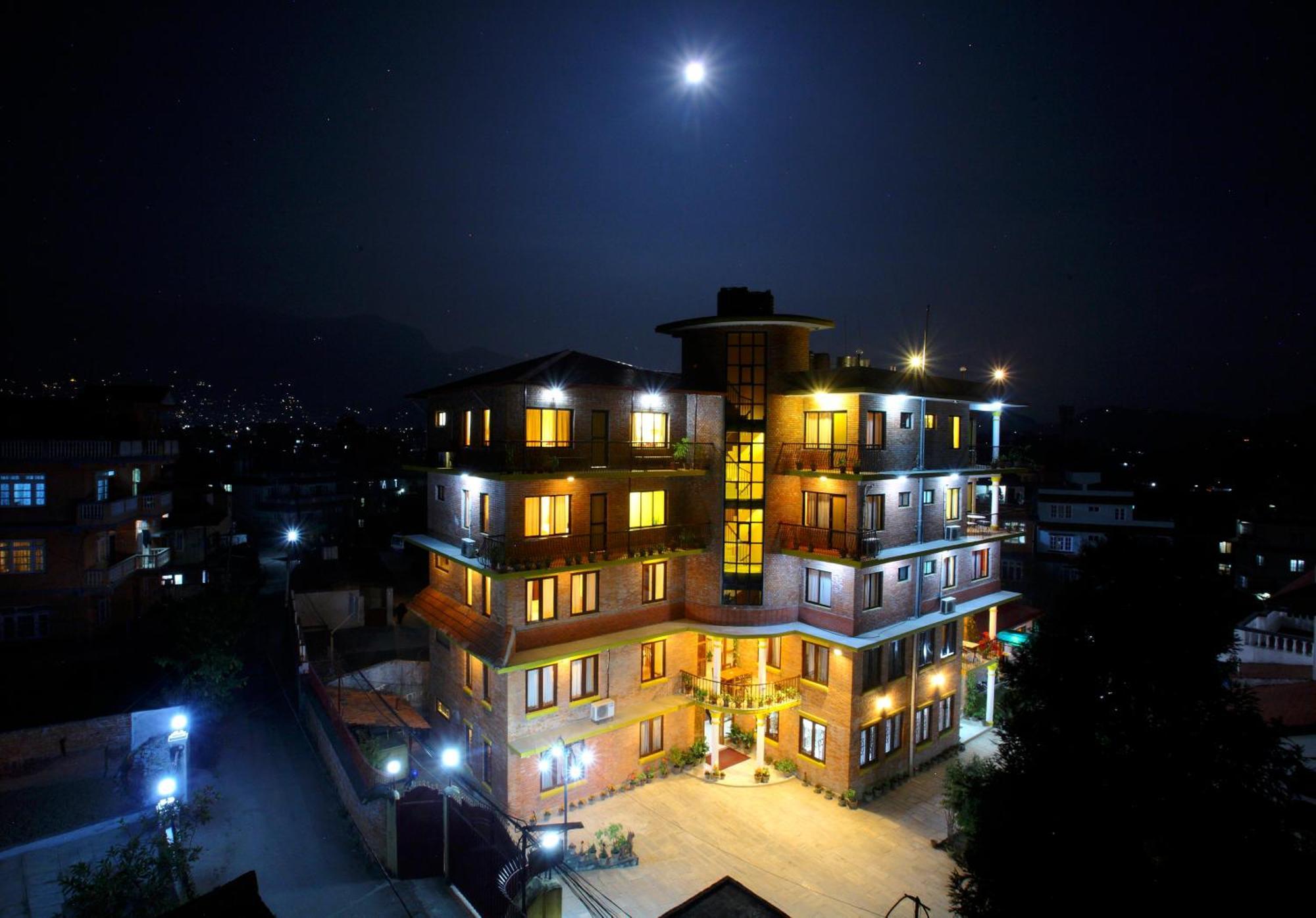 Royal Astoria Hotel Kathmandu Exterior foto