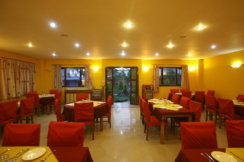 Royal Astoria Hotel Kathmandu Exterior foto