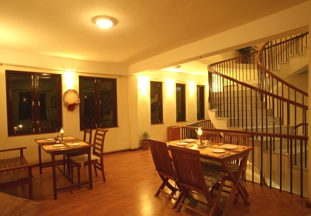 Royal Astoria Hotel Kathmandu Exterior foto