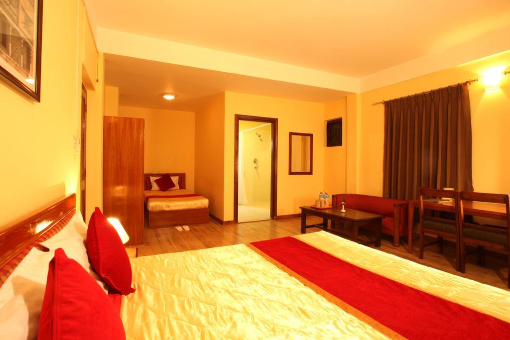 Royal Astoria Hotel Kathmandu Exterior foto