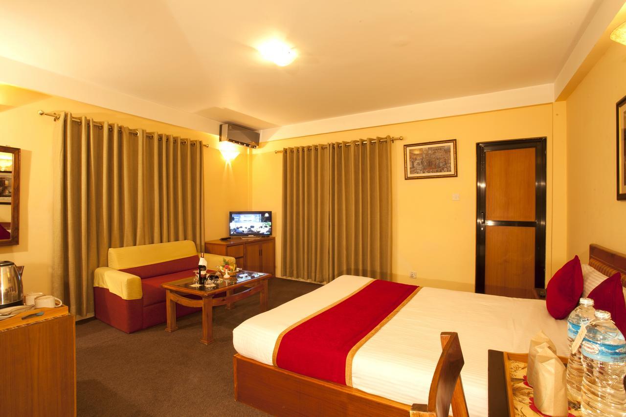 Royal Astoria Hotel Kathmandu Exterior foto