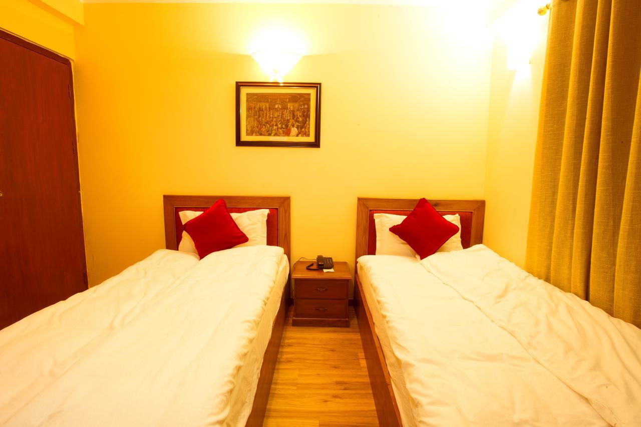 Royal Astoria Hotel Kathmandu Exterior foto
