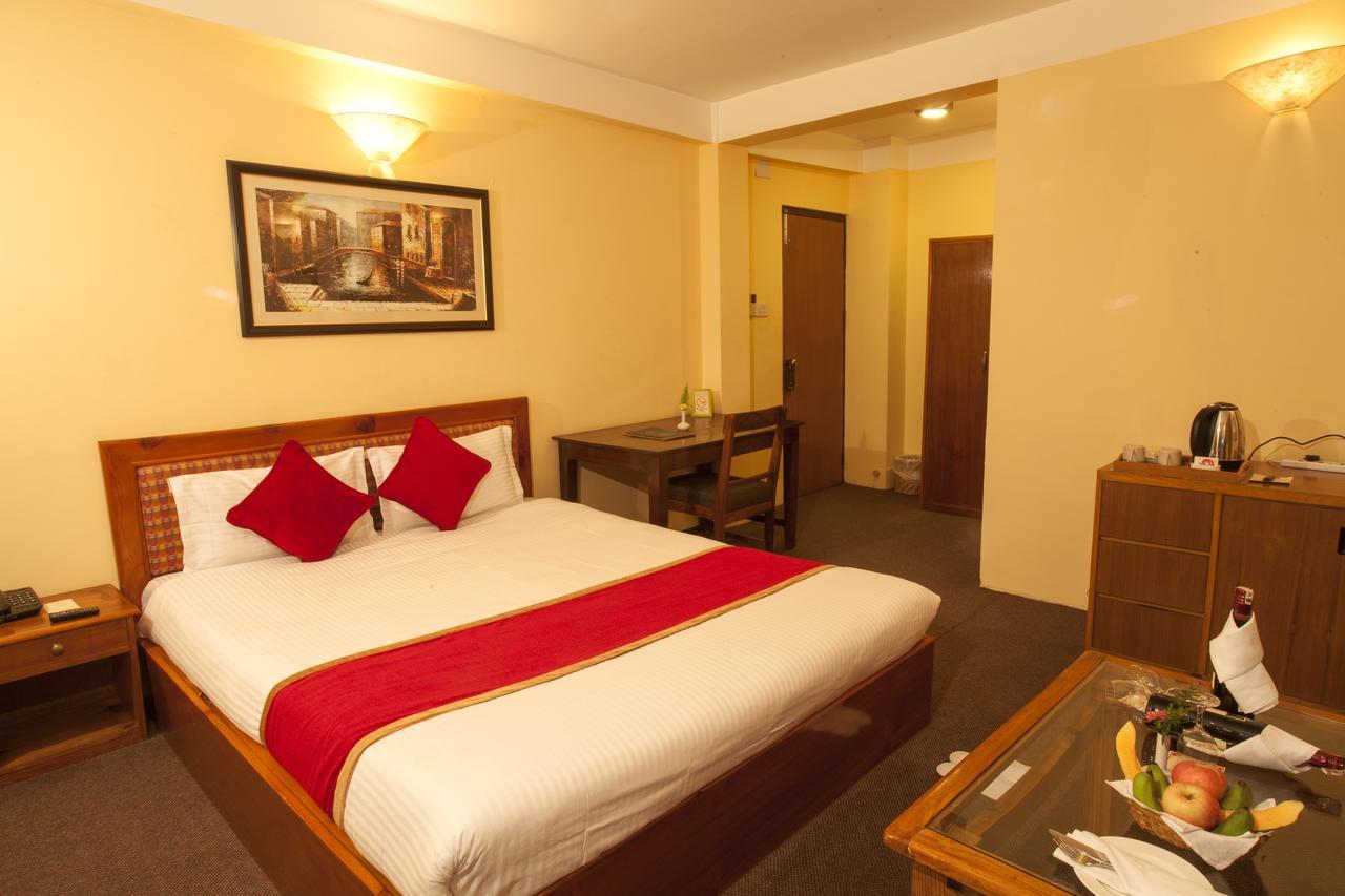 Royal Astoria Hotel Kathmandu Zimmer foto