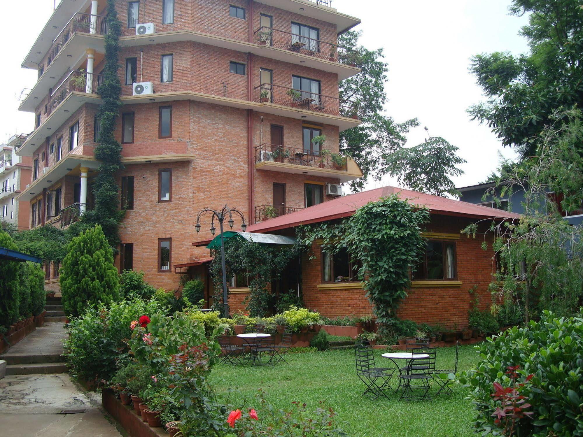 Royal Astoria Hotel Kathmandu Exterior foto