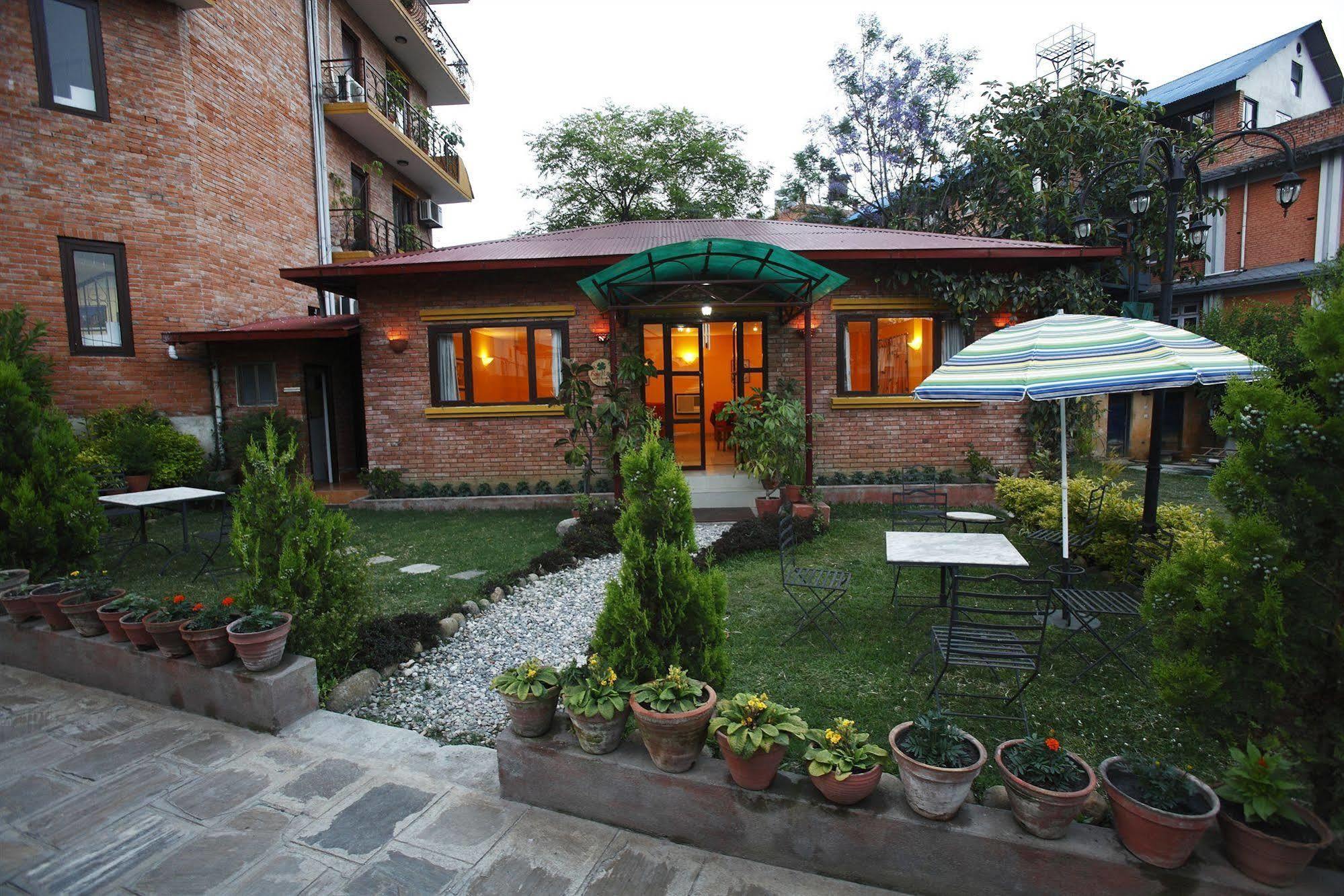 Royal Astoria Hotel Kathmandu Exterior foto