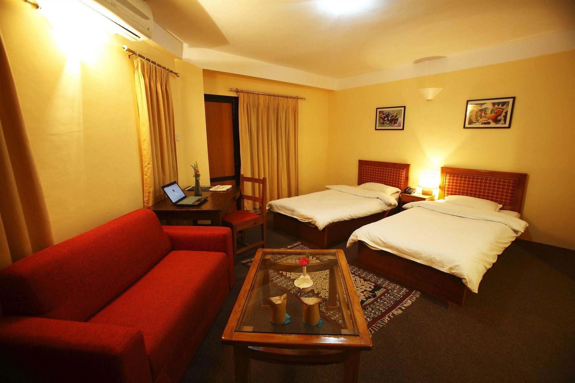 Royal Astoria Hotel Kathmandu Exterior foto